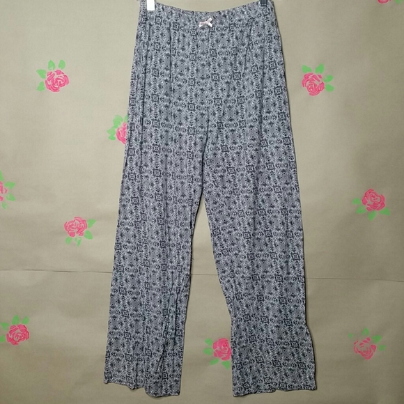 Marilyn Monroe Other - Marilyn Monroe  Gray Pajama Pants Size Large